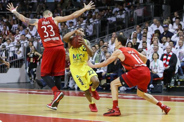 他就展现出 他就展现出