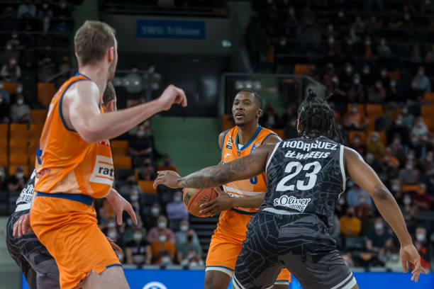 东契奇的比 东契奇的比