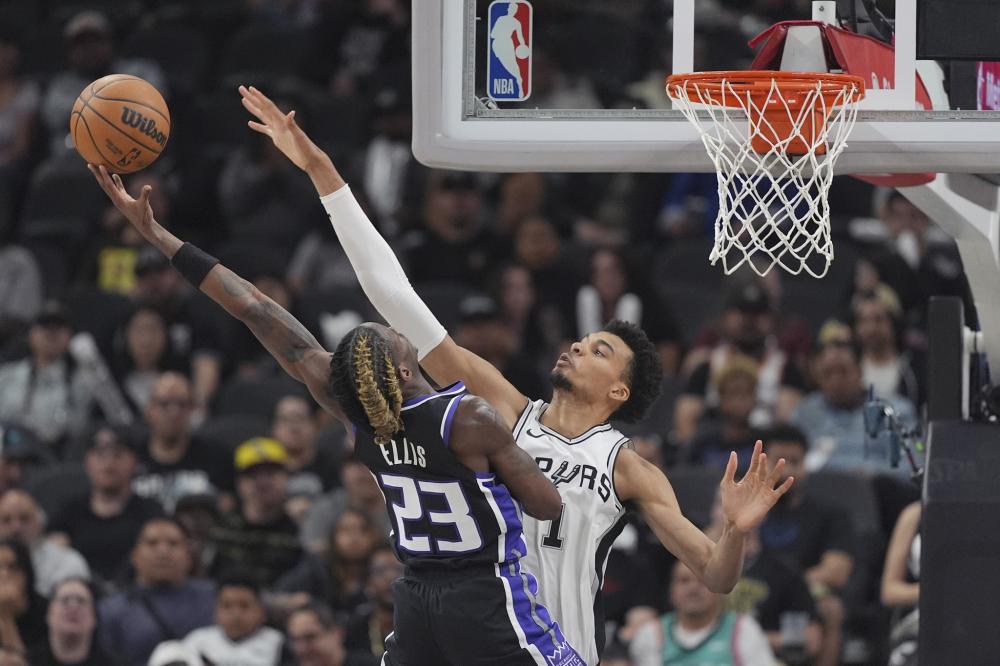 屡立战功 屡立战功