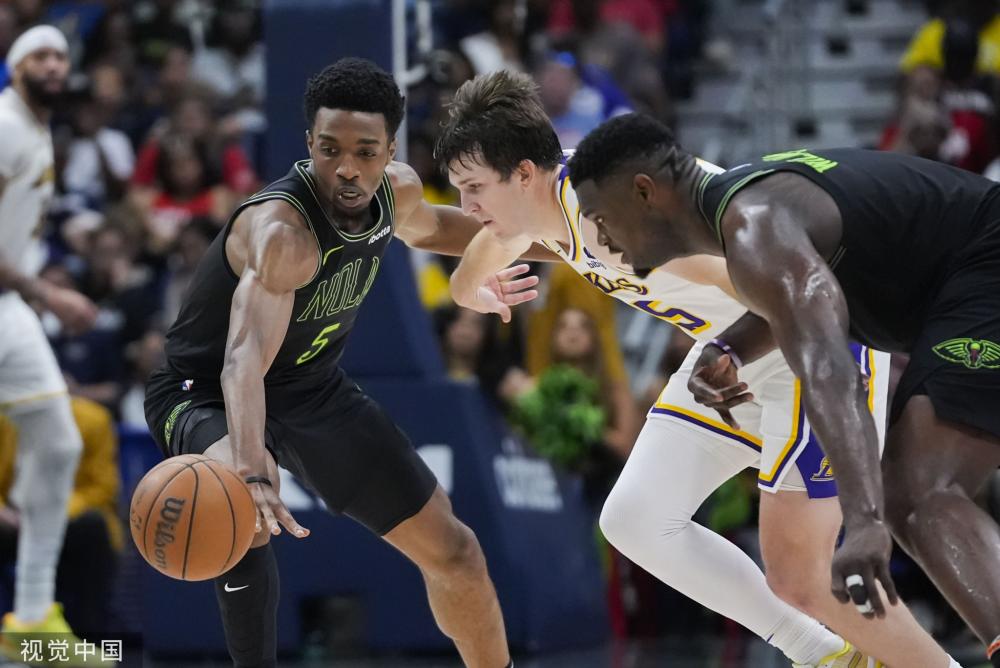 两人过往的 两人过往的