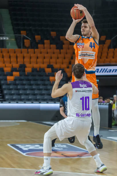 对阵意大利 对阵意大利